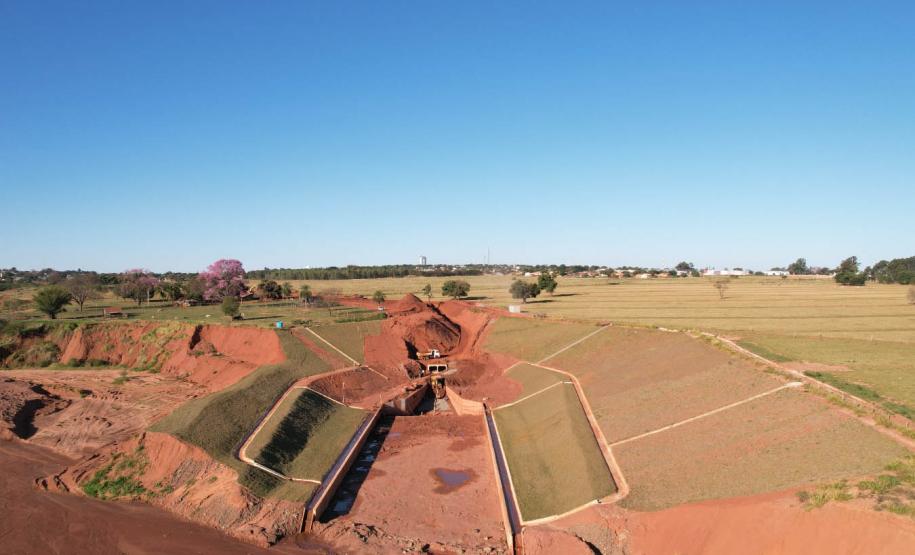 Obra de contenção da voçoroca de Loanda chega a 68% de execução