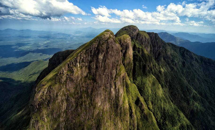 Plano de Uso Público Emergencial busca minimizar o impacto de visitantes ao Parque Estadual Pico Paraná, entre Campina Grande do Sul e Antonina