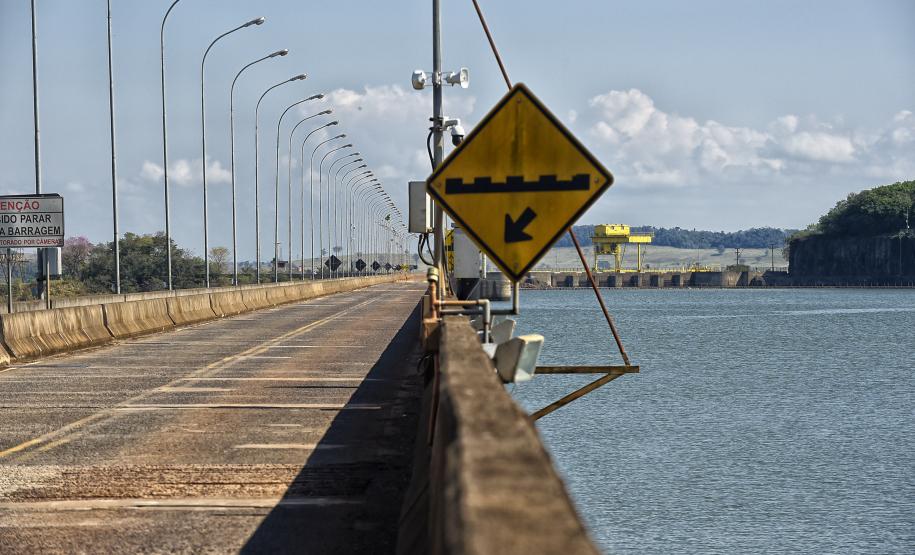 Divisão de Licenciamento Estratégico do Instituto Água e Terra (IAT) bateu em 2025 novo recorde de aprovação de plano de empreendimentos hidrelétricos no Estado