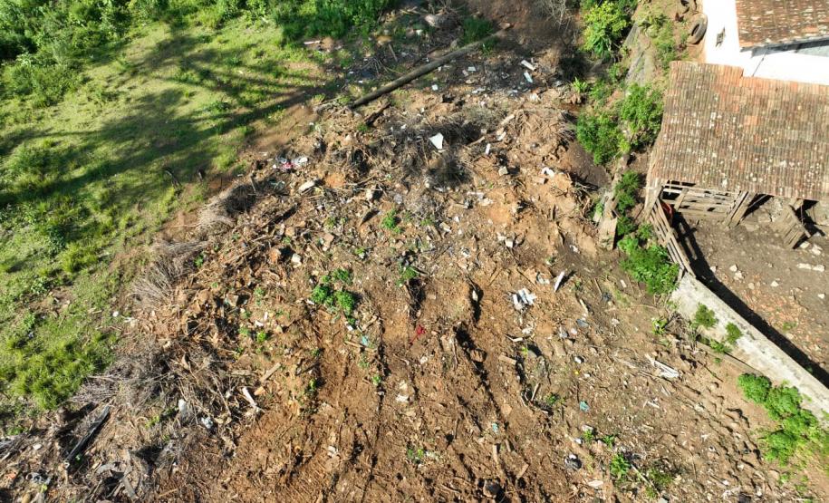 Instituto Água e Terra multou em R$ 25 mil a prefeitura de Cruz Machado pela utilização irregular de equipamentos do município para a prática de crimes ambientais