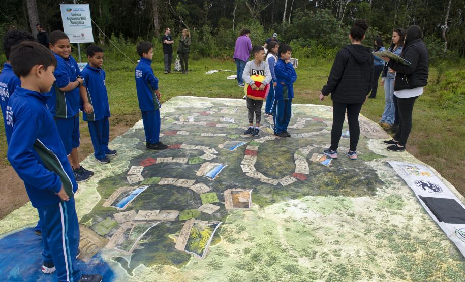 IAT desenvolve ação de educação ambiental em Morretes para o Dia das Crianças