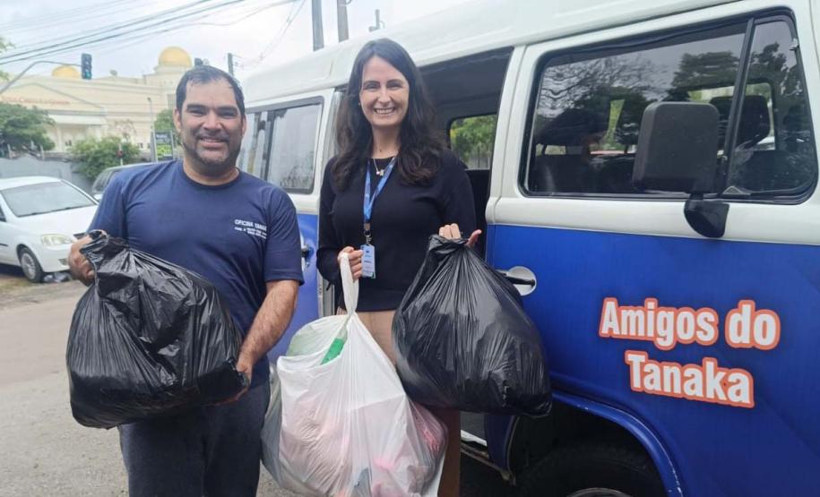 Campanha do IAT distribui brinquedos e roupas para crianças carentes em Curitiba