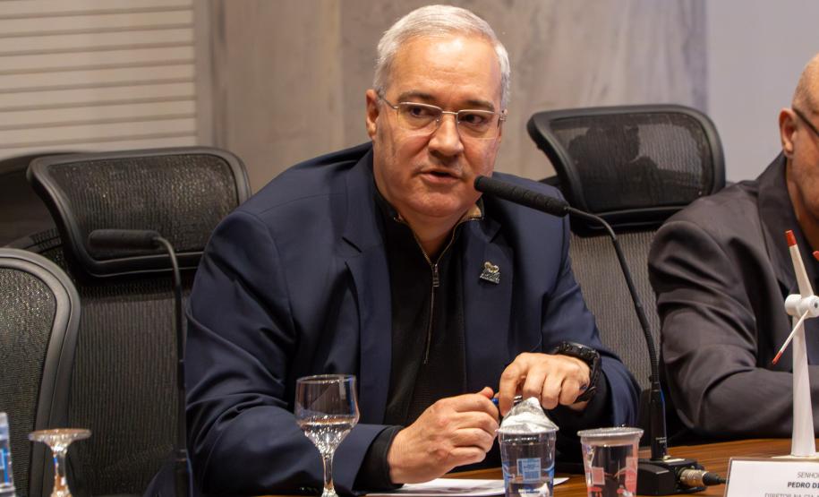 O governador Carlos Massa Ratinho Junior recebeu nesta terça-feira (7), no Palácio Iguaçu, em Curitiba, representantes da Vento Sul Energia para a entrega da Licença de Instalação (LI) do Complexo Eólico Palmas II, localizado no município de Palmas, no Sudoeste do Estado.