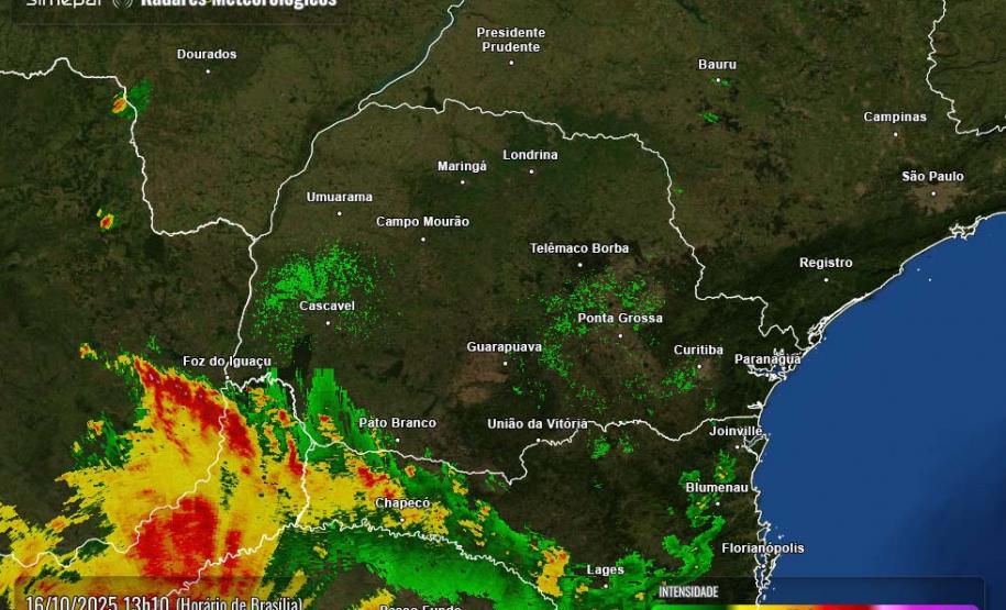 Cavado meteorológico traz chuva de volta ao Paraná e na sexta tempo segue instável
