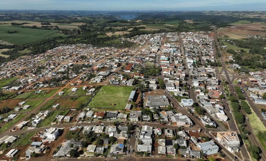 Laudo técnico final do Simepar eleva classificação de tornados que atingiram 11 cidades do Paraná