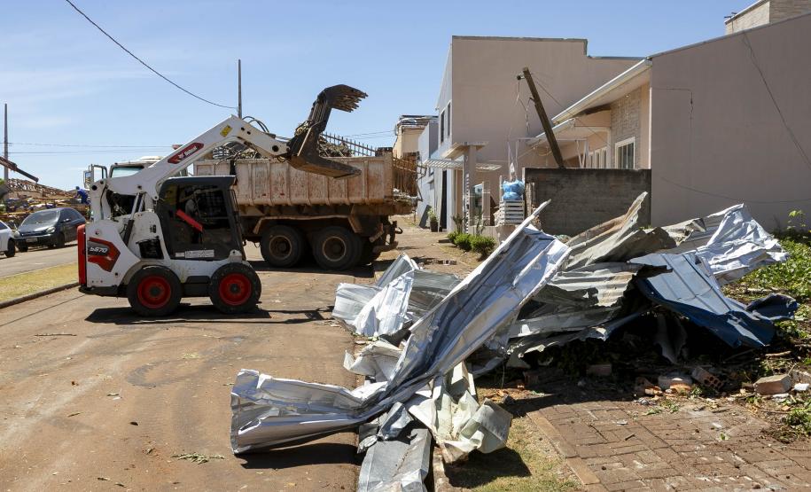 IAT define pontos para destinação dos resíduos gerados pelo tornado em Rio Bonito do Iguaçu