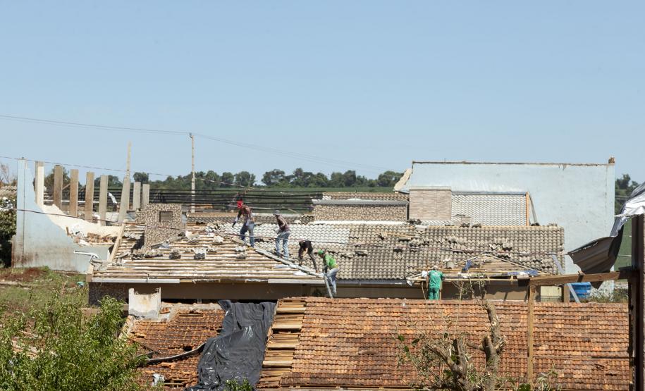 IAT define pontos para destinação dos resíduos gerados pelo tornado em Rio Bonito do Iguaçu