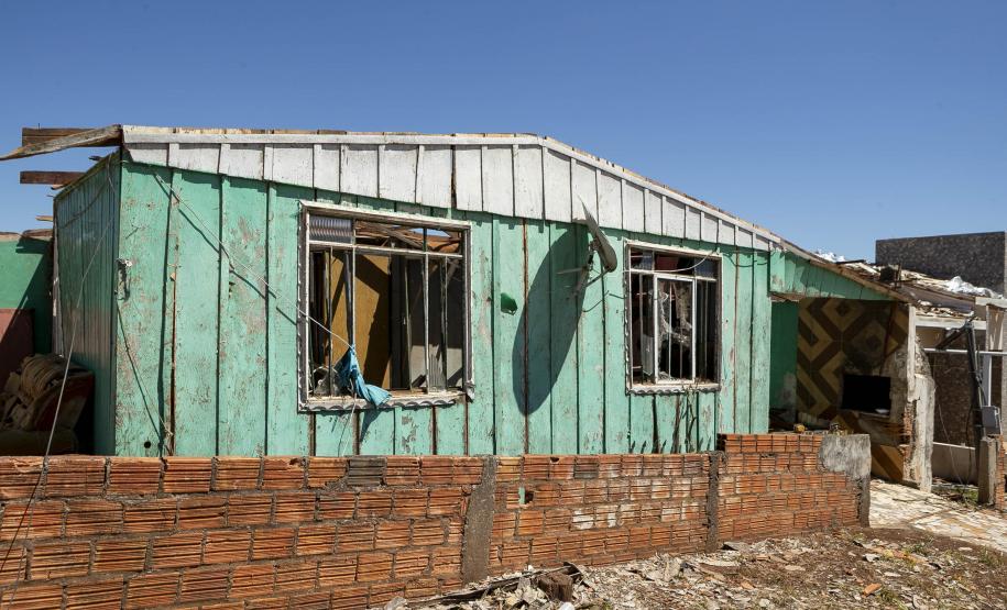 IAT define pontos para destinação dos resíduos gerados pelo tornado em Rio Bonito do Iguaçu