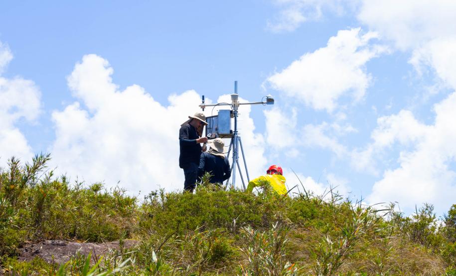 Nova estação meteorológica do Pico Marumbi