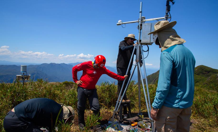 Nova estação meteorológica do Pico Marumbi
