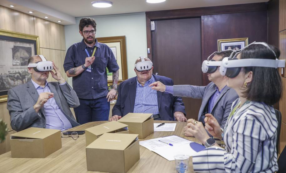 Carretas da Inovação agora contam com óculos de realidade virtual para educação ambiental