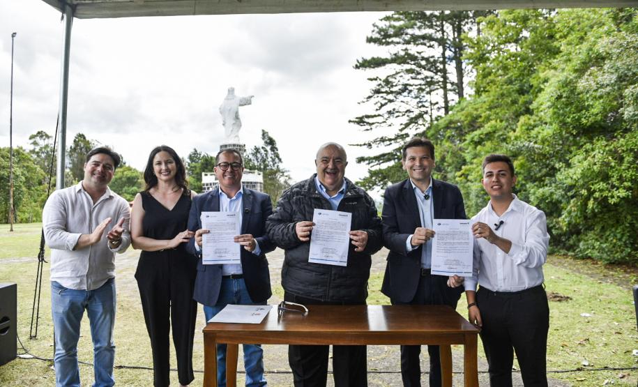 Estado firma convênios para ampliar áreas de preservação e fortalecer o turismo na Lapa