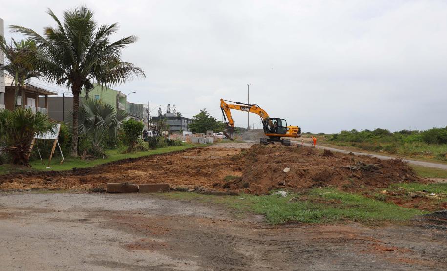 Já em andamento, obras de requalificação da orla de Pontal do Paraná vão melhorar balneários