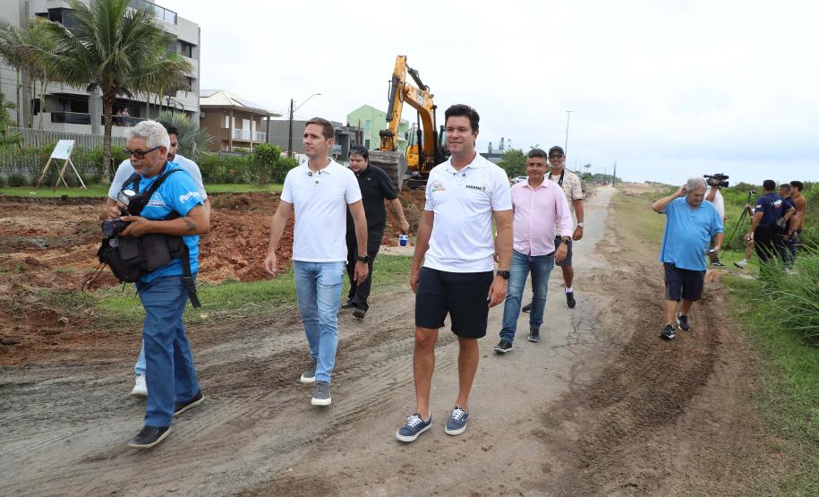 Já em andamento, obras de requalificação da orla de Pontal do Paraná vão melhorar balneários