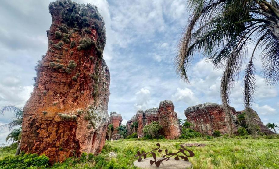 Parque Estadual de Vila Velha receberá obras de arte ao ar livre, numa realização do Museu Oscar Niemeyer