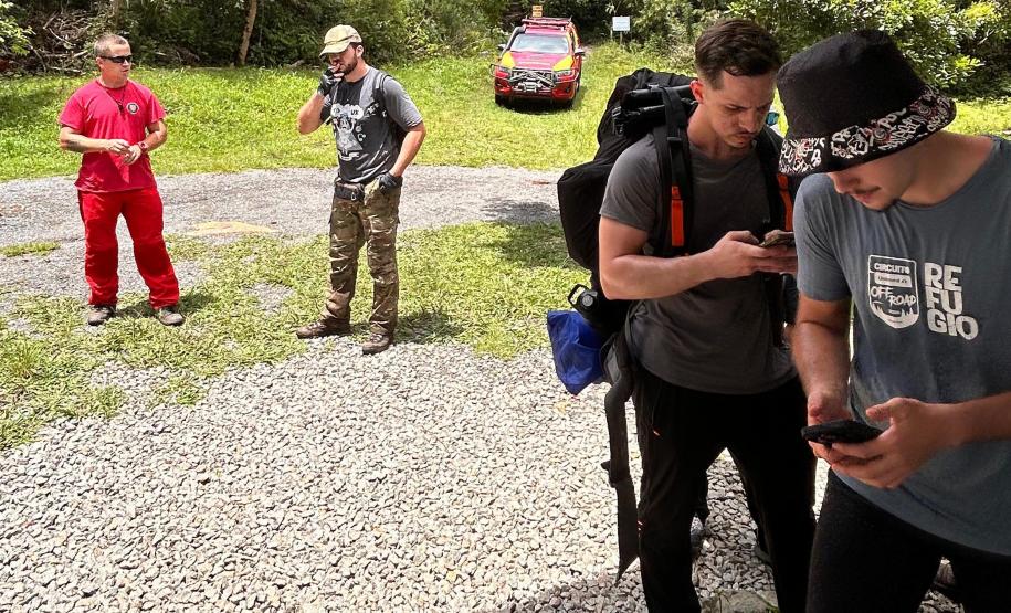 Ação de educação ambiental para prevenir acidente nas montanhas do Parque Estadual Pico Paraná impactou 300 pessoas durante o Carnaval