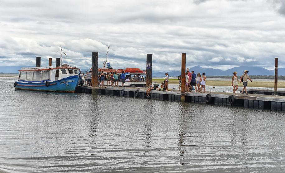 Governo prepara portaria para implantação do sistema de controle de acesso à Ilha do Mel