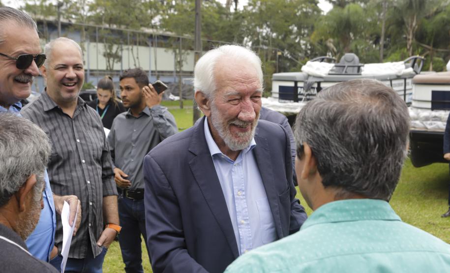 Governo entrega equipamentos e carros para reforçar cuidados com Unidades de Conservação