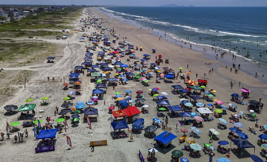 CARNAVAL COM DUAS FRENTES FRIAS TERÁ CALOR E CHUVA NO PARANÁ