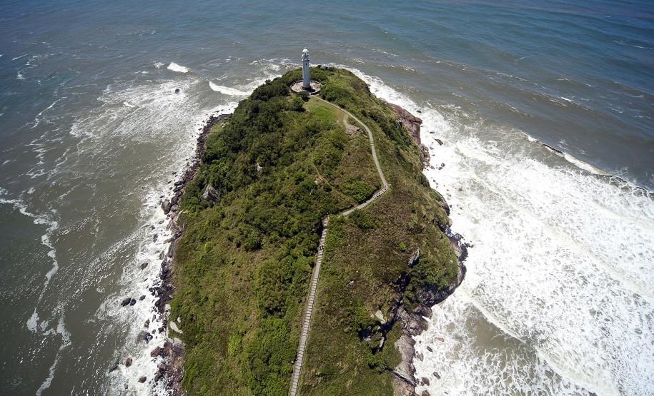 IAT estabelece novas regras para o uso de veículos elétricos na Ilha do Mel