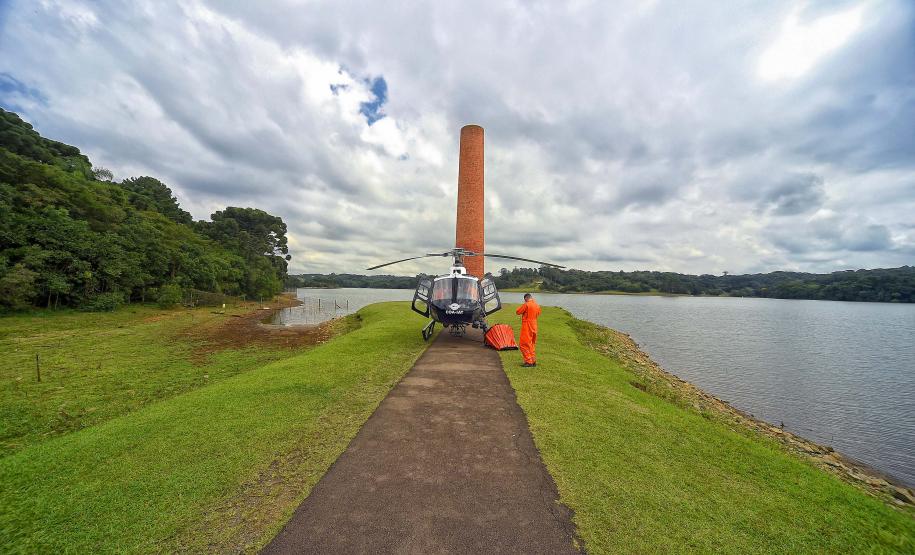 Centro de Operações Aéreas do IAT capacita pilotos para combate a incêndios