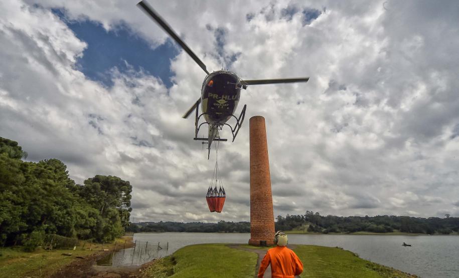 Centro de Operações Aéreas do IAT capacita pilotos para combate a incêndios