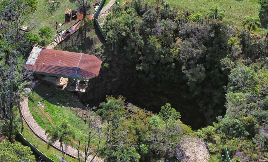Parque Estadual de Vila Velha: patrimônio histórico e cultural do Paraná