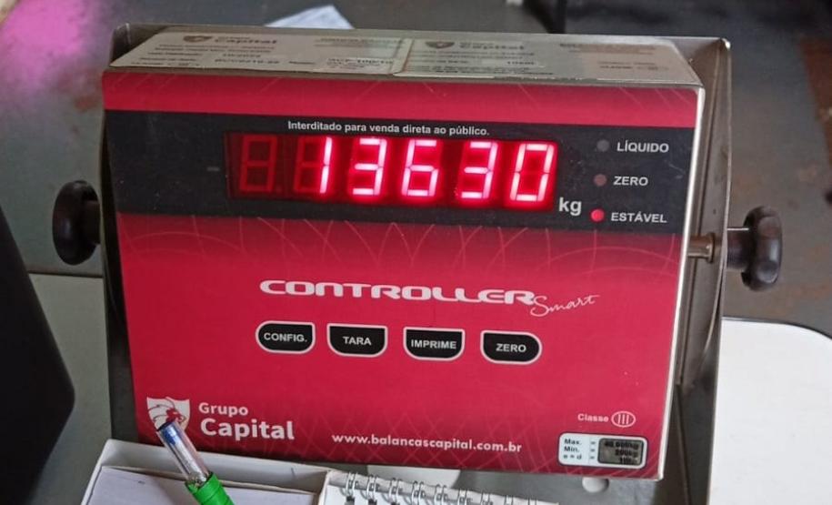 Mutirão recolhe 136 quilos de lixo do lago do Baixo Iguaçu, em Capitão Leônidas Marques