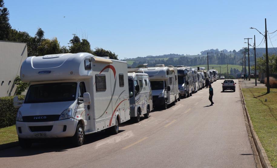 Com apoio do Estado, Circuito Caminhos do Paraná leva motorhomes para 80 cidades