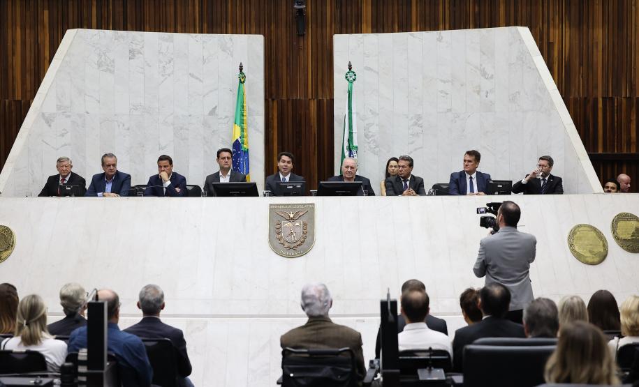 Governador participa da entrega do título de Cidadão Benemérito a José Luiz Scroccaro