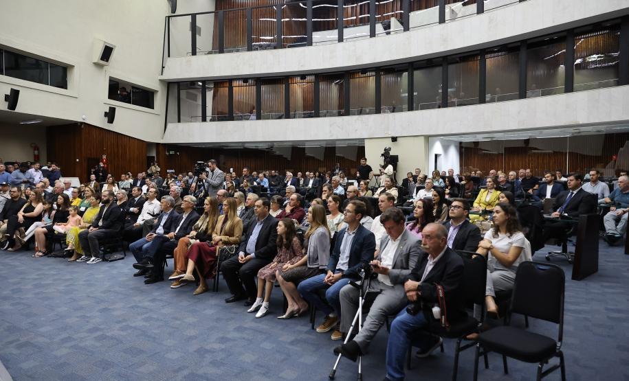 Governador participa da entrega do título de Cidadão Benemérito a José Luiz Scroccaro
