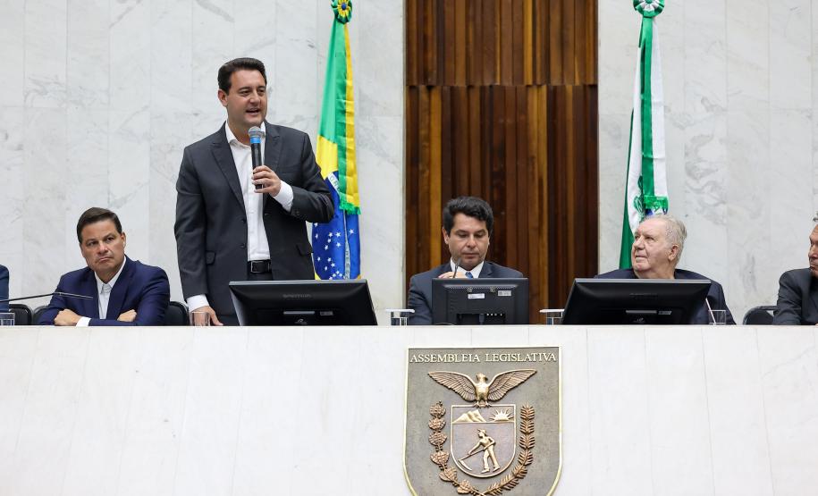 Governador participa da entrega do título de Cidadão Benemérito a José Luiz Scroccaro