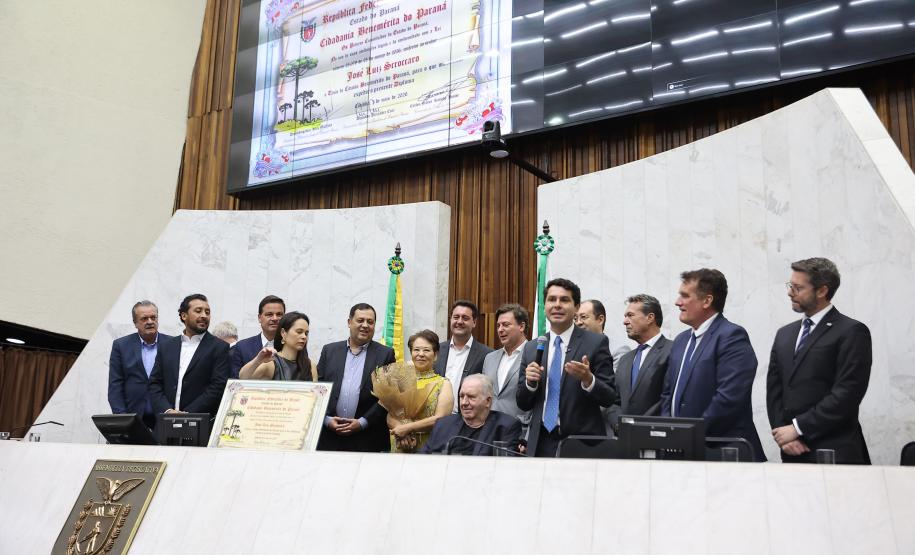 Governador participa da entrega do título de Cidadão Benemérito a José Luiz Scroccaro