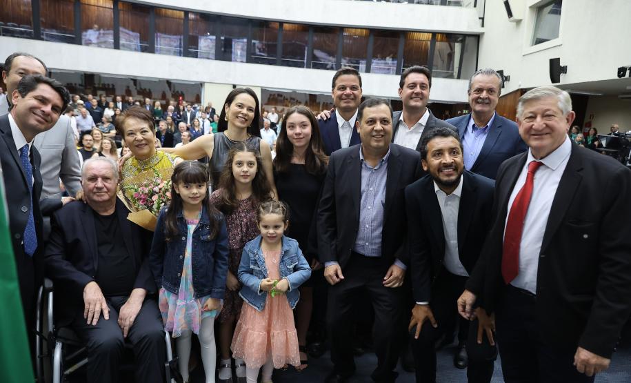 Governador participa da entrega do título de Cidadão Benemérito a José Luiz Scroccaro