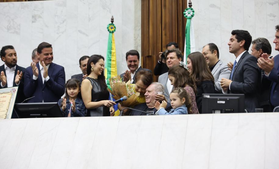 Governador participa da entrega do título de Cidadão Benemérito a José Luiz Scroccaro