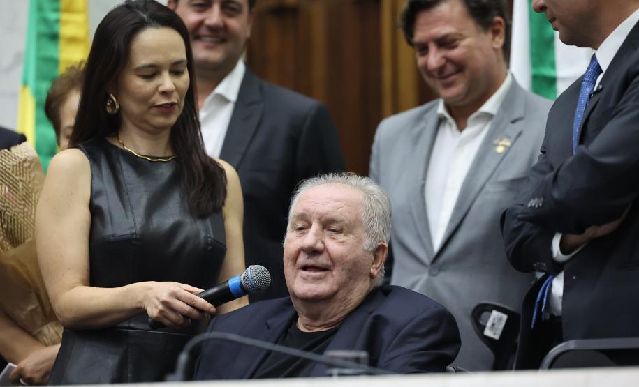Governador participa da entrega do título de Cidadão Benemérito a José Luiz Scroccaro