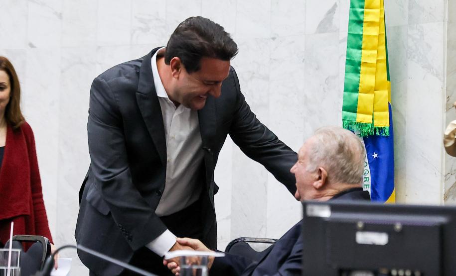 Governador participa da entrega do título de Cidadão Benemérito a José Luiz Scroccaro