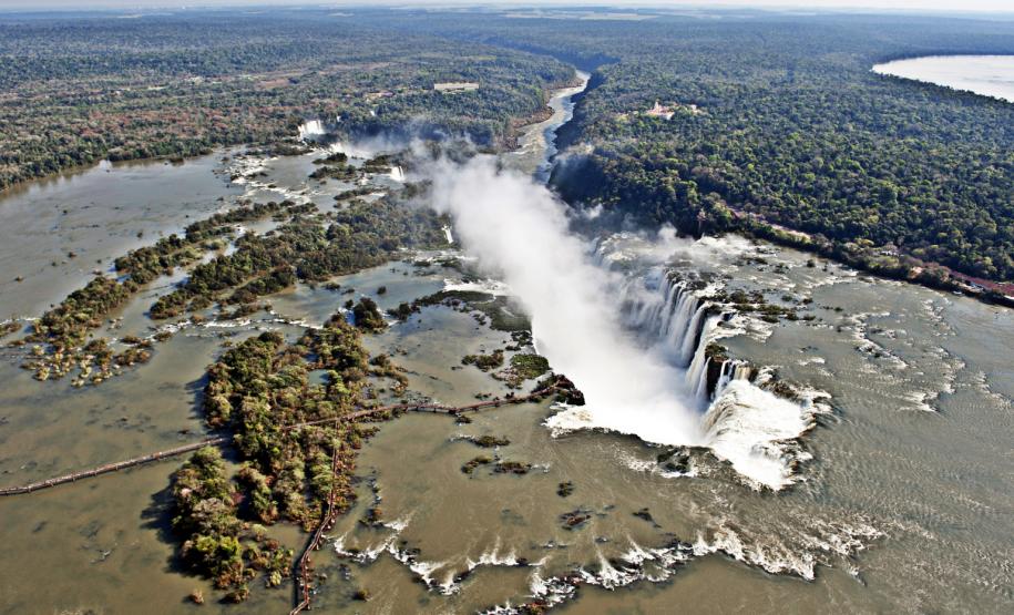 IAT promove hackathon inédito de sustentabilidade e inovação no FITCataratas 2026