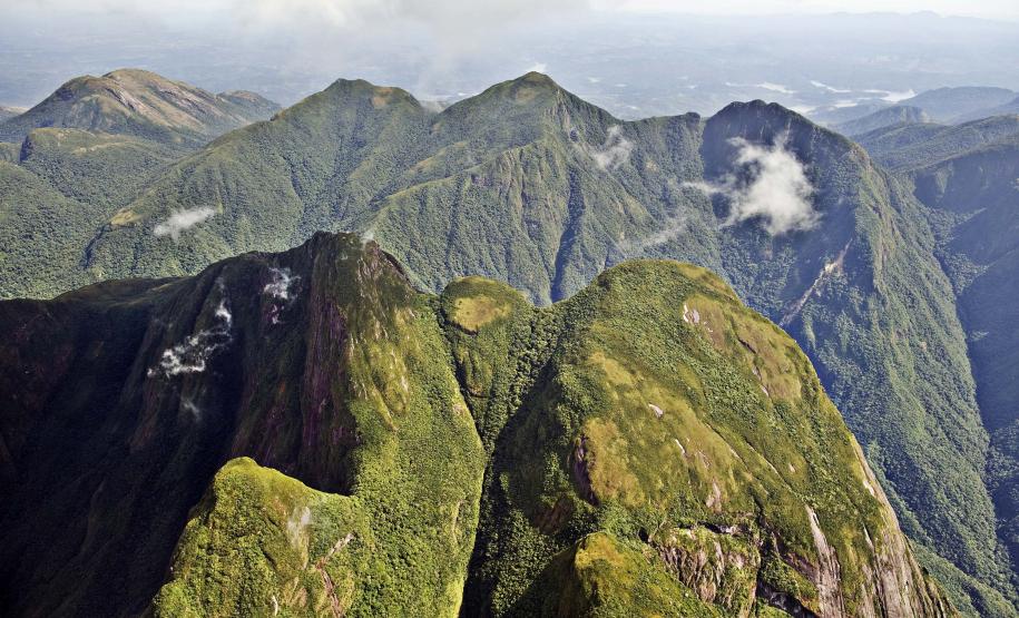 IAT reforça cuidados especiais em áreas de campos de altitude do Pico Paraná