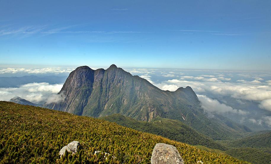 IAT reforça cuidados especiais em áreas de campos de altitude do Pico Paraná