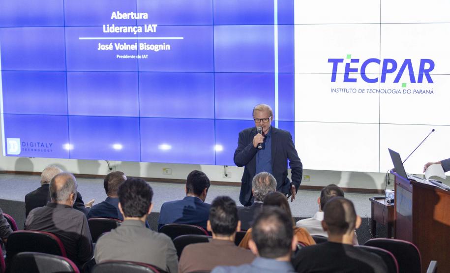 Tecpar e IAT firmam parceria com IA para acelerar licenciamento ambiental