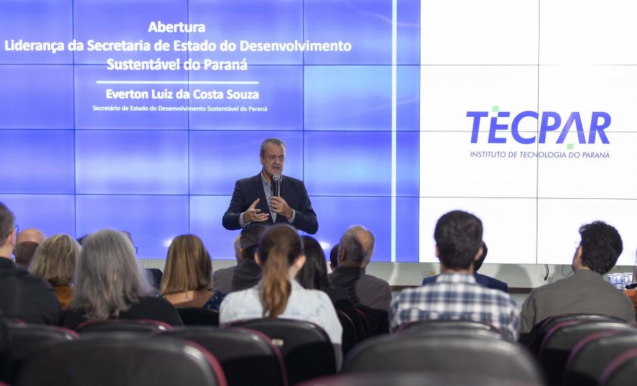 Tecpar e IAT firmam parceria com IA para acelerar licenciamento ambiental