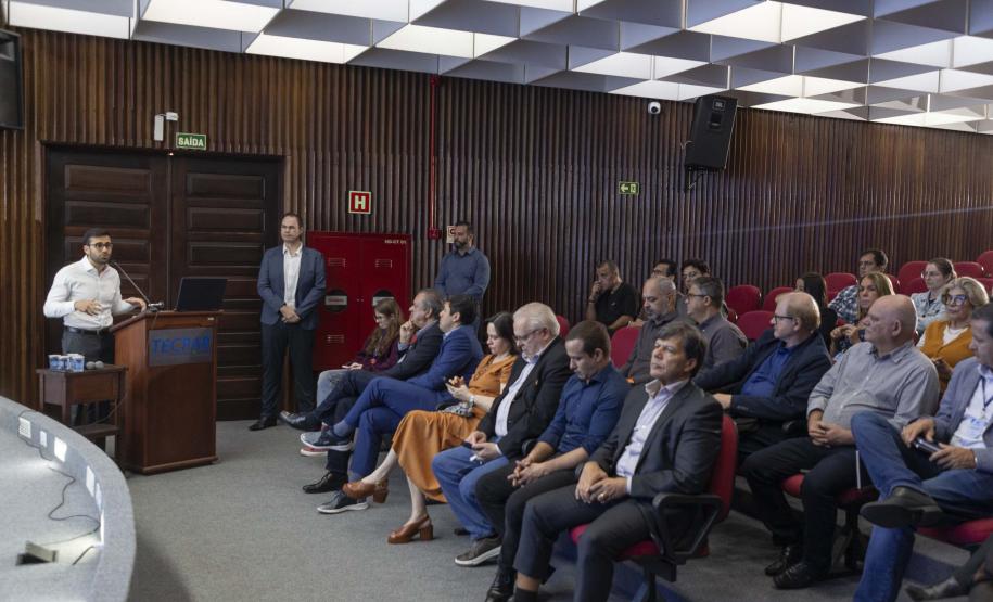 Tecpar e IAT firmam parceria com IA para acelerar licenciamento ambiental