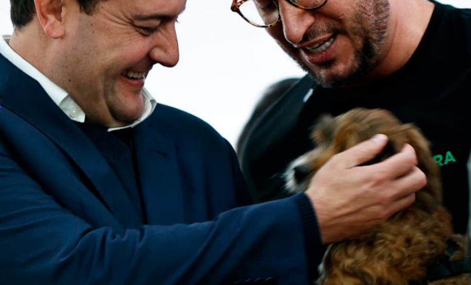 Estado fará 80 mil atendimentos em programa itinerante de consultas e vacinas para cães e gatos