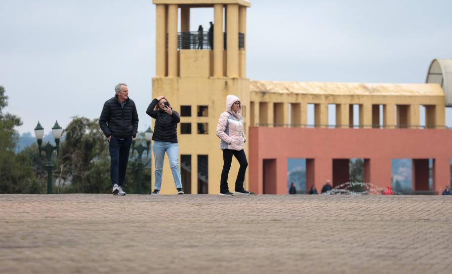 Intensa massa de ar polar derruba as temperaturas no Paraná nesta semana