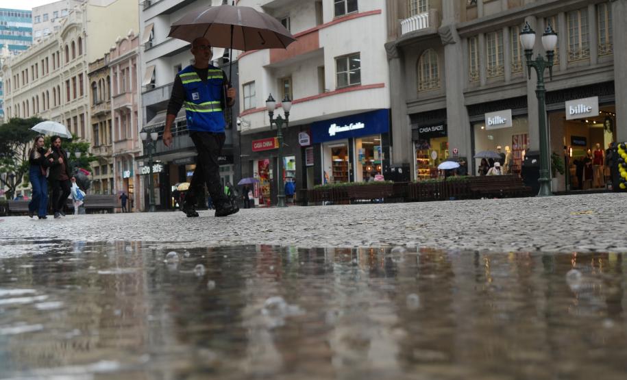 Chuva volta ao Paraná a partir do fim de semana, prevê o Simepar