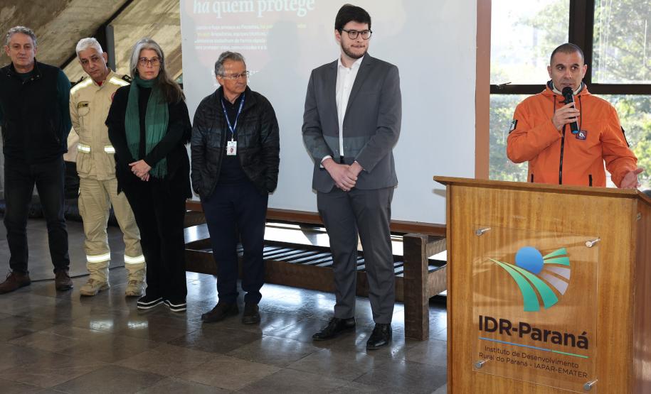 Campanha de prevenção e combate a incêndios florestais é iniciada no Paraná