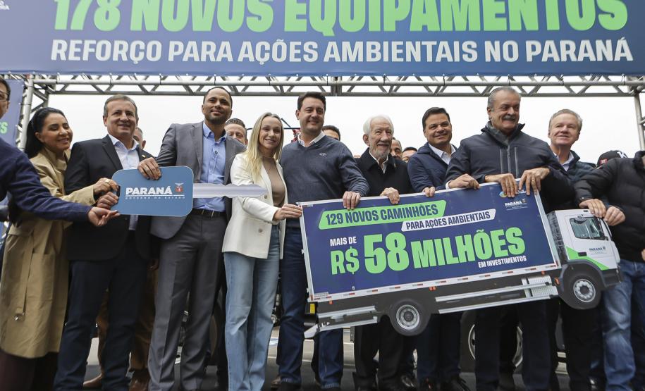 R$ 70,8 milhões: governador entrega veículos e equipamentos para fortalecer gestão ambiental