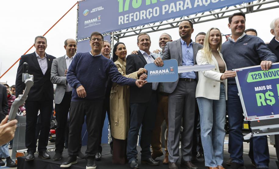 R$ 70,8 milhões: governador entrega veículos e equipamentos para fortalecer gestão ambiental