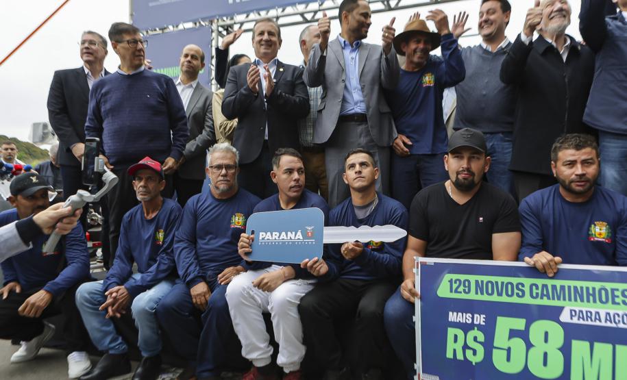 R$ 70,8 milhões: governador entrega veículos e equipamentos para fortalecer gestão ambiental
